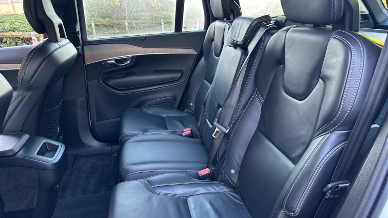 Volvo Xc90 2.0 B5D [235] Inscription Pro 5dr AWD Geartronic Diesel Estate